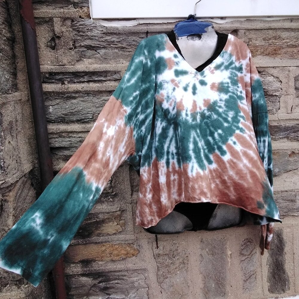 UNWRITTEN Cotton Tie Dye Pullover Hoodie Size Medium